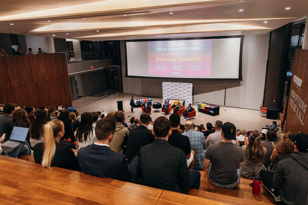 Attendees watch the Fall 2023 Selig Speaker Series